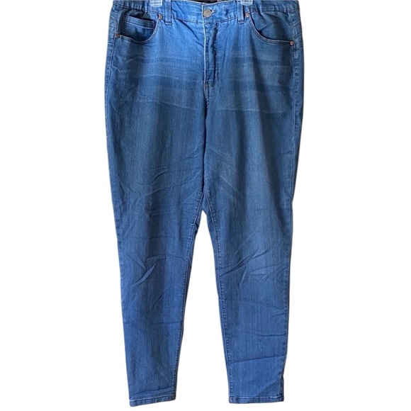 Women's Blue Jeans - Picture 1 of 5